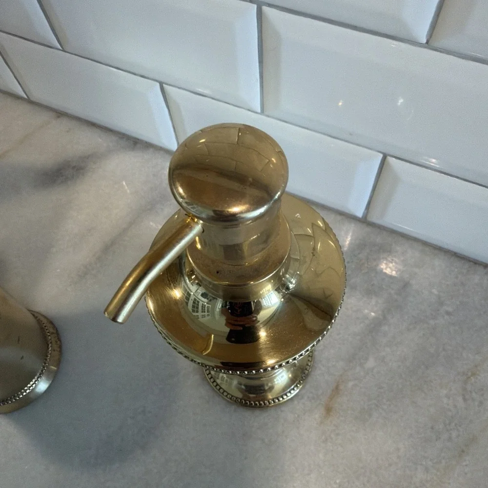 Vintage Croscill Brass Bathroom Set Tissue Cover, Soap Dispenser, Cup ES0002
